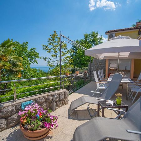 Holiday Home Nikolina By Interhome Ловран Экстерьер фото
